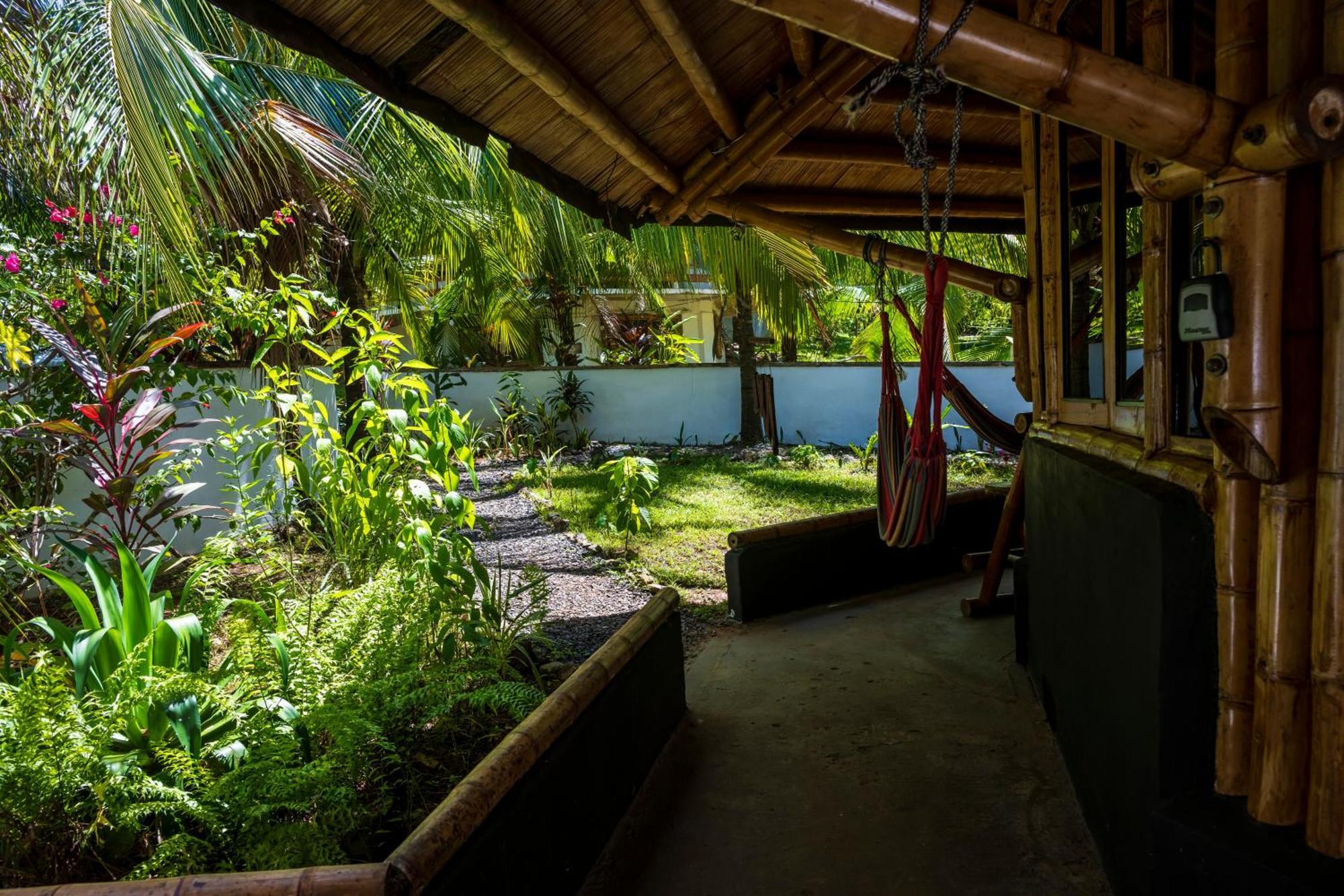 Eco-Lodge Deseo Bamboo Santa Catalina Exteriör bild